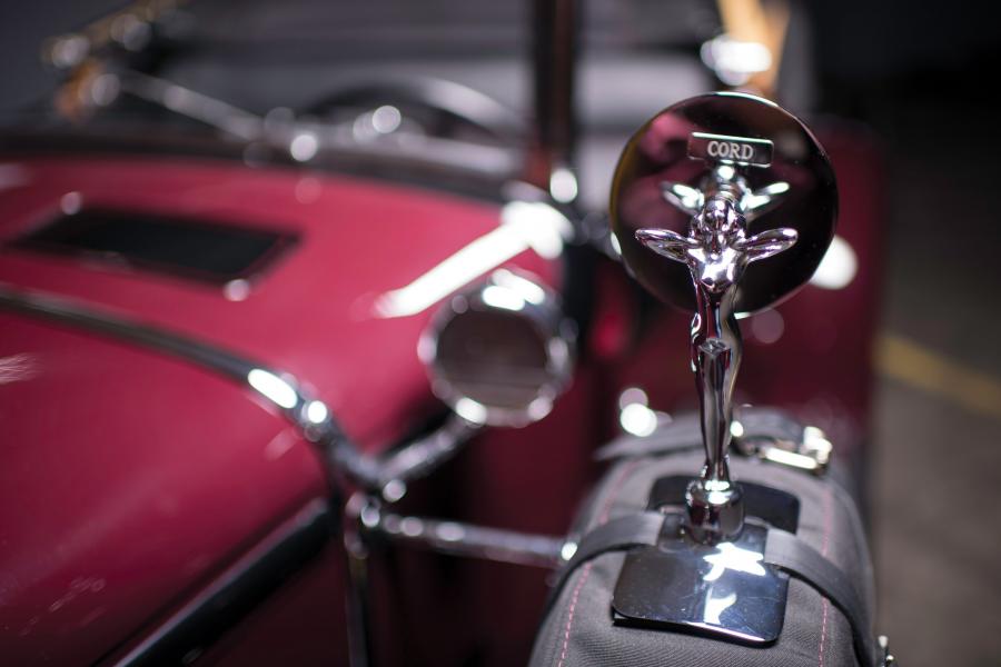 Детали экстерьера Cord L-29 Convertible 1931 года  (фото 35 из 51)